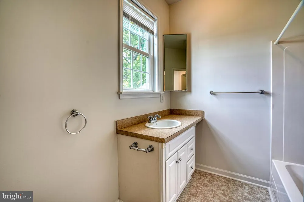 6403 BOZMAN NEAVITT ROAD Neavitt, MD 21652