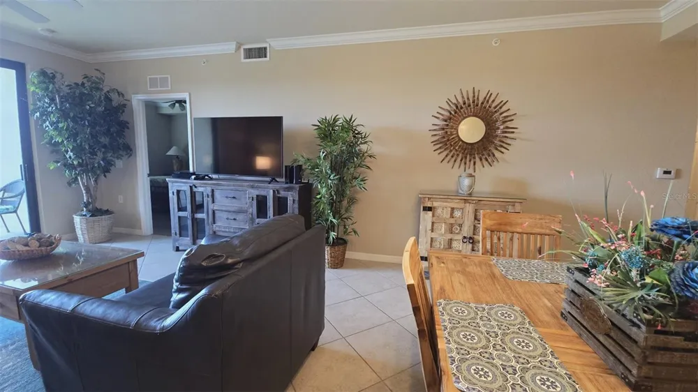 7005 RIVER HAMMOCK DRIVE #305 Bradenton, FL 34212