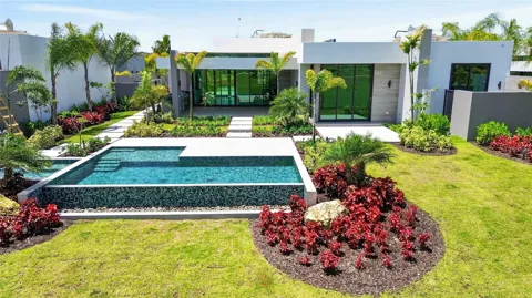 The Isles, #55 LAKEFRONT HOME,