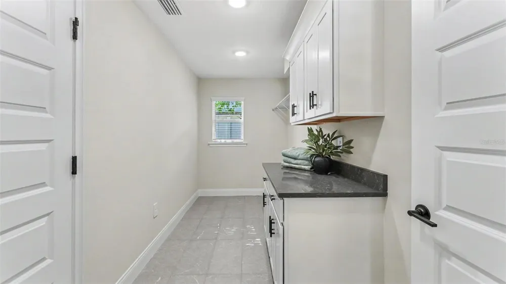 1242 DOROTHY STREET Lakeland, FL 33815