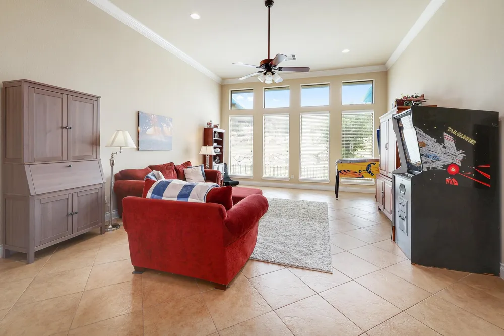 1617 High Lonesome Leander, TX 78641