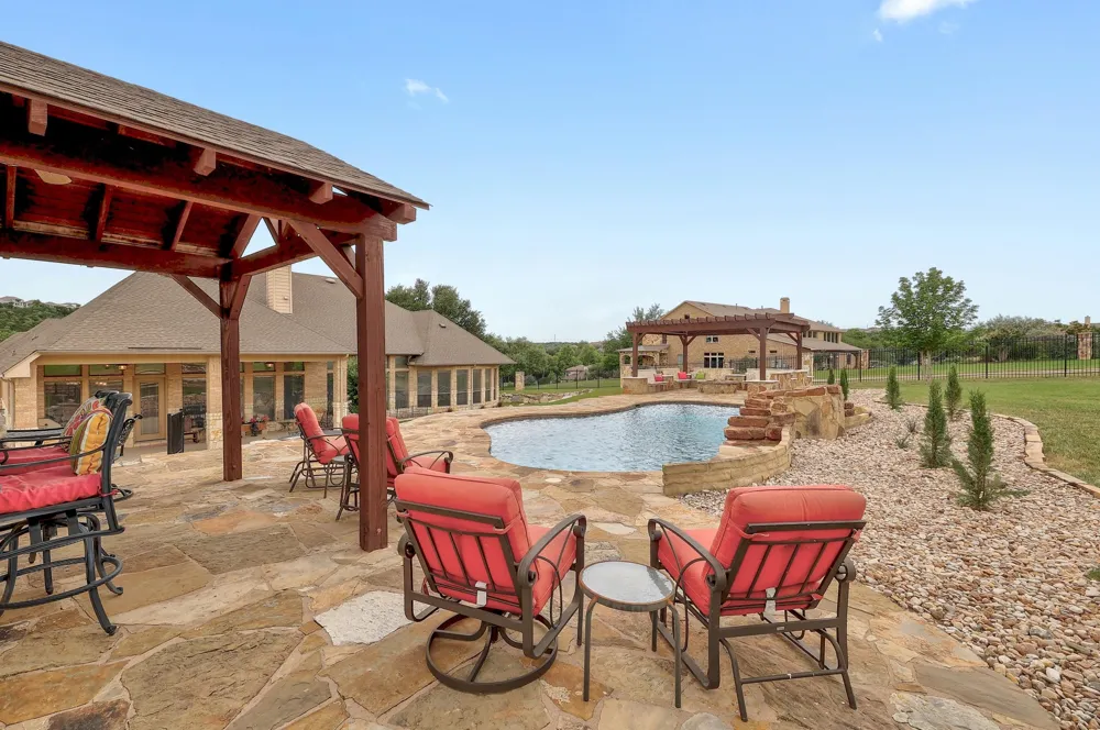 1617 High Lonesome Leander, TX 78641