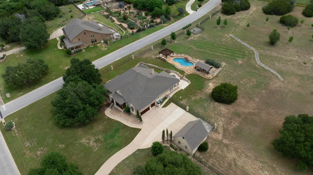 1617 High Lonesome Leander, TX 78641