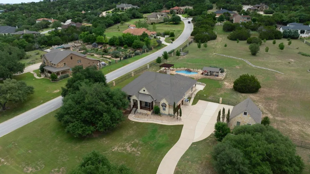 1617 High Lonesome Leander, TX 78641