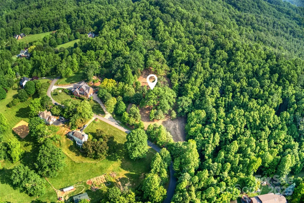 V/L Smith Knolls Road Fairview, NC 28730