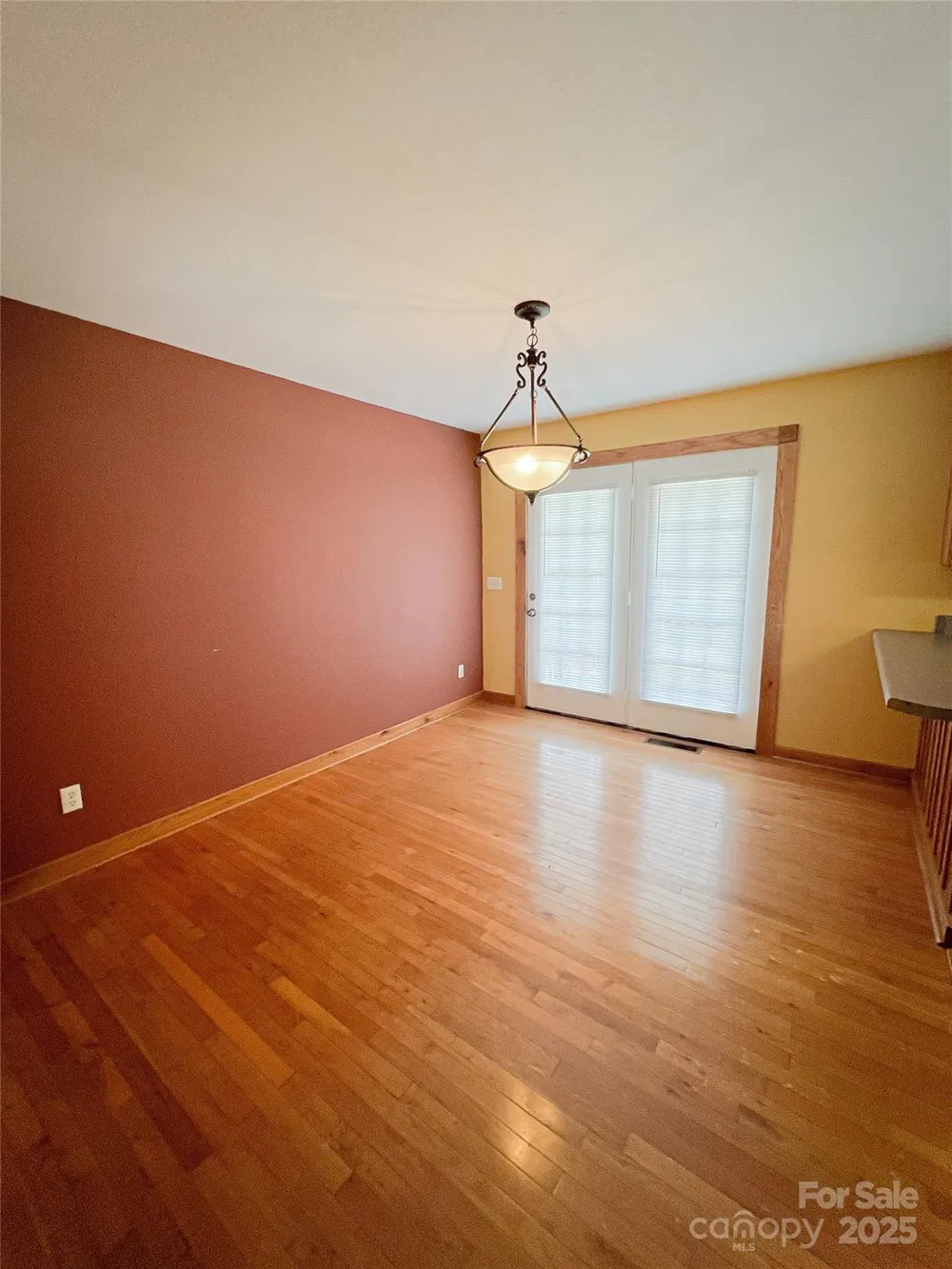 660 Halltown Road Spruce Pine, NC 28777
