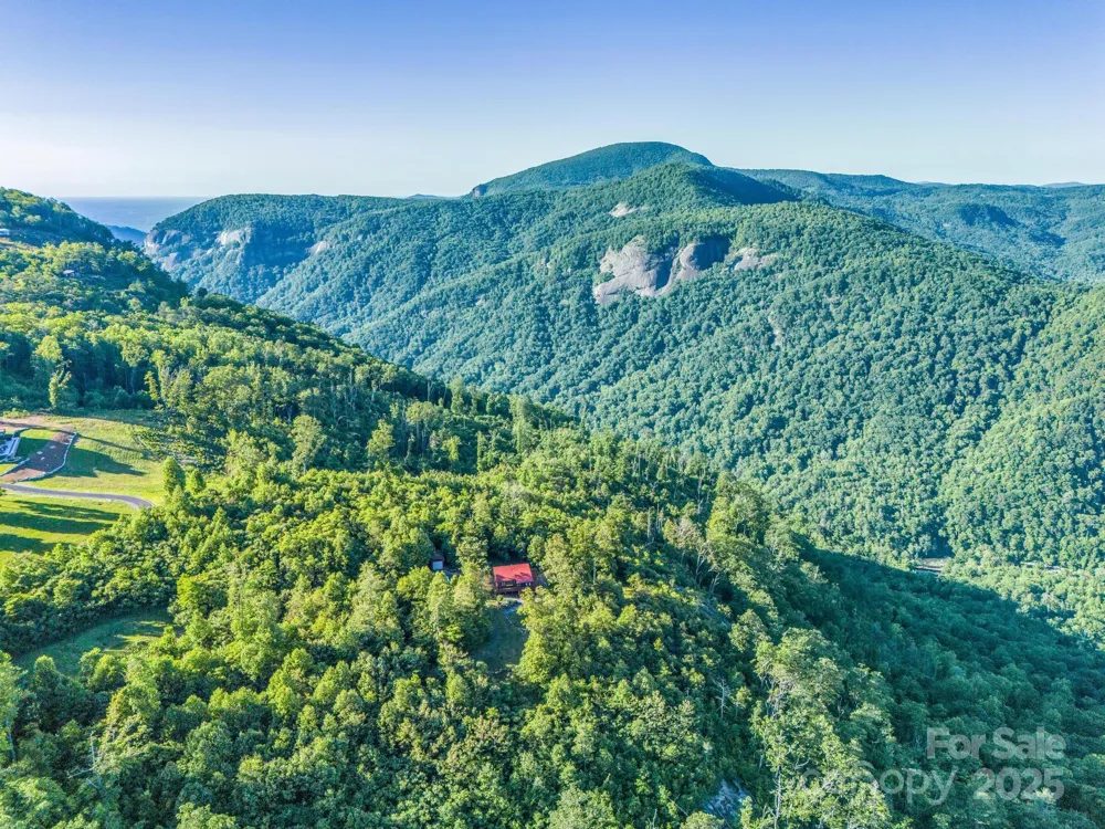 00 H and H Trail Bat Cave, NC 28710