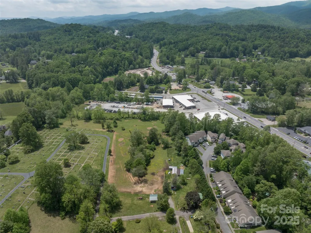 99999 Hamilton Drive Brevard, NC 28712