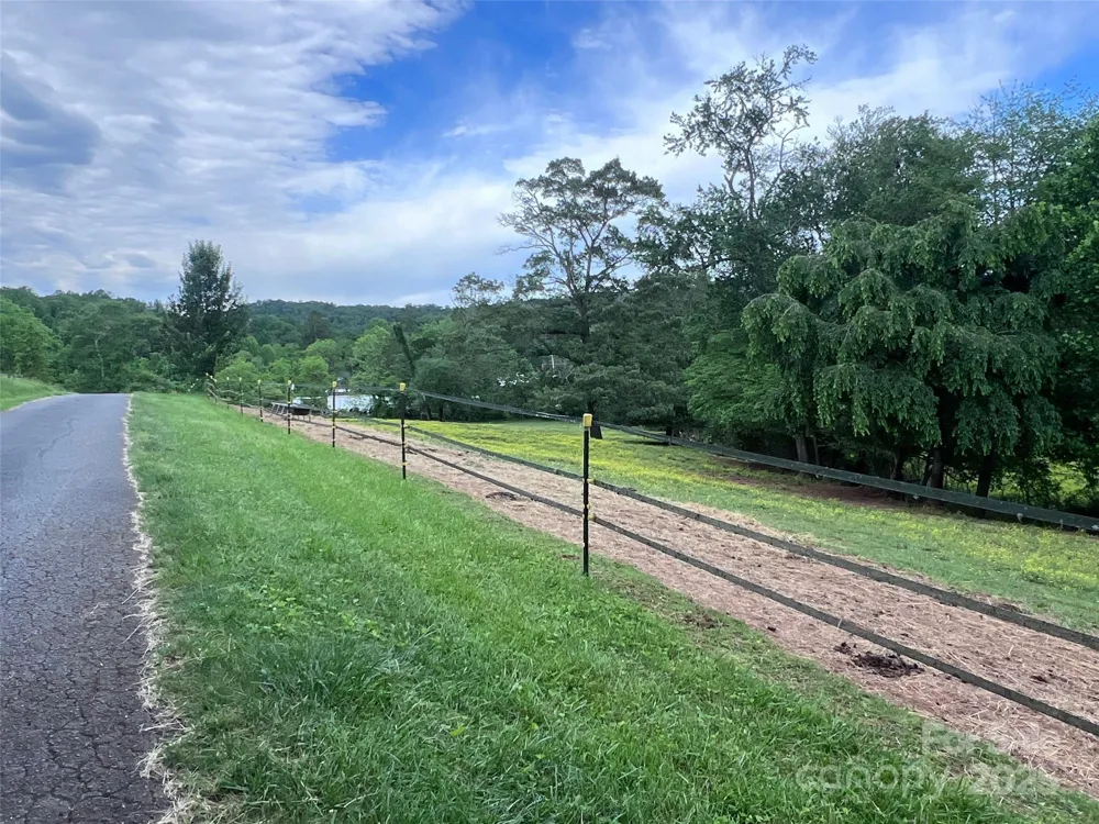 99999 Hamilton Drive Brevard, NC 28712