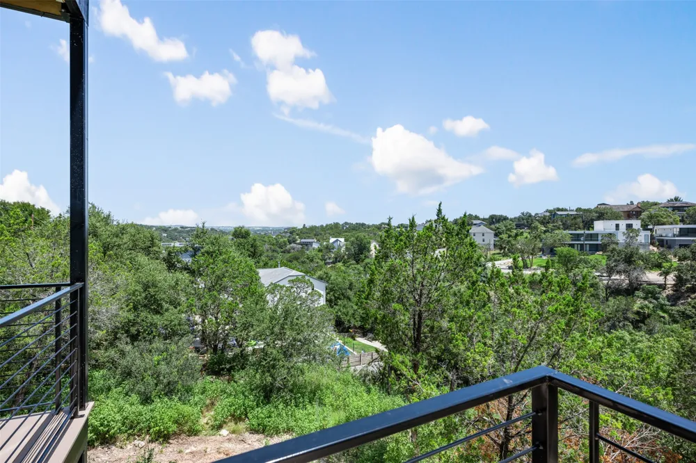 2646 Crazyhorse Pass Austin, TX 78734