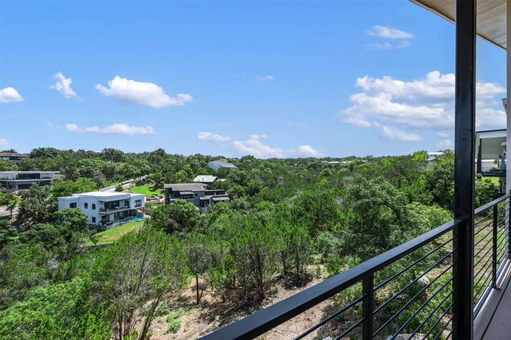 2646 Crazyhorse Pass Austin, TX 78734