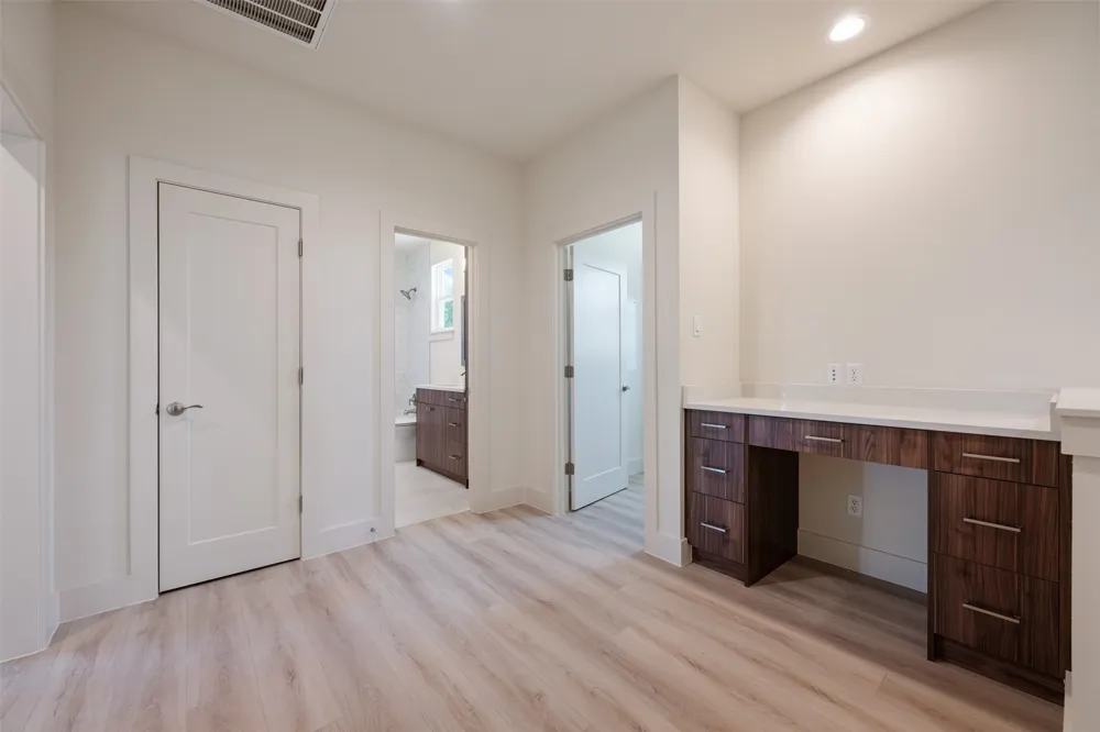 2646 Crazyhorse Pass Austin, TX 78734