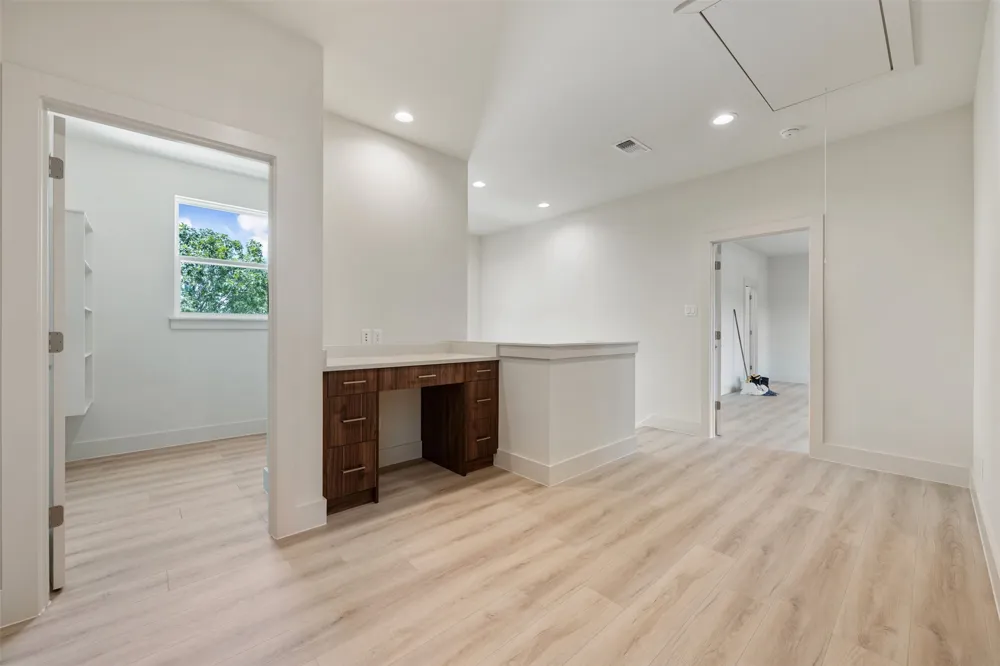 2646 Crazyhorse Pass Austin, TX 78734