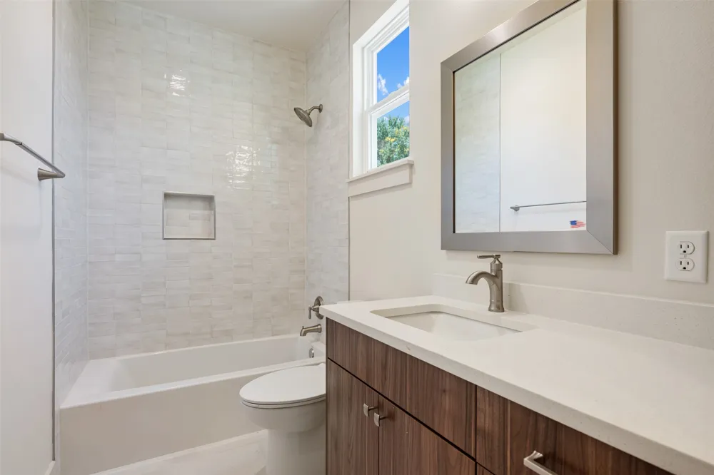 2646 Crazyhorse Pass Austin, TX 78734