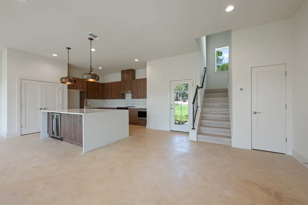 2646 Crazyhorse Pass Austin, TX 78734