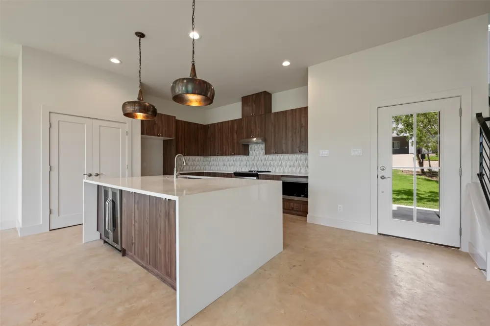 2646 Crazyhorse Pass Austin, TX 78734