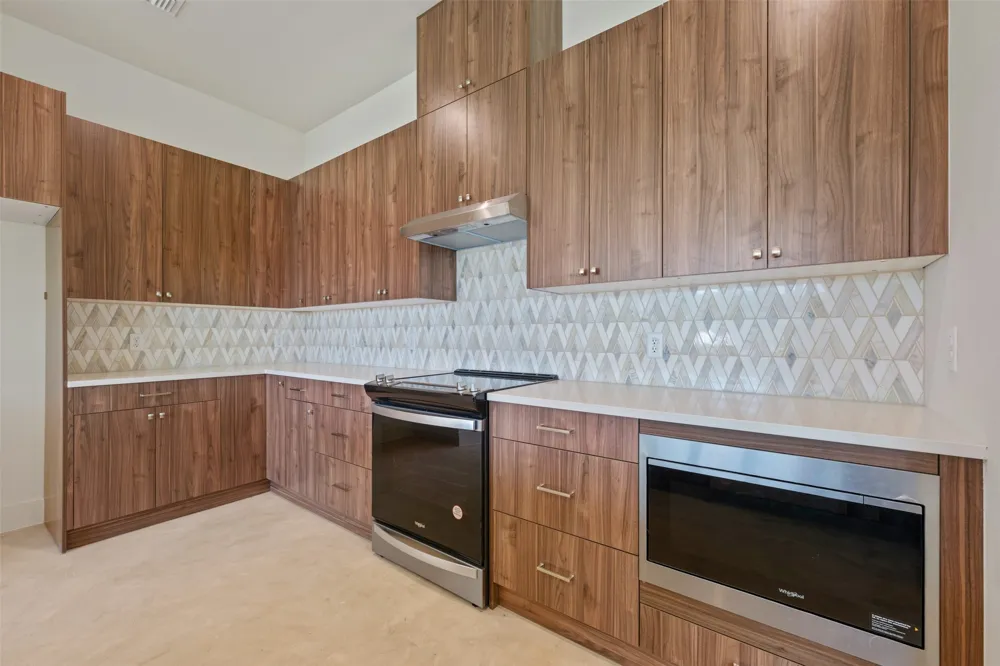 2646 Crazyhorse Pass Austin, TX 78734