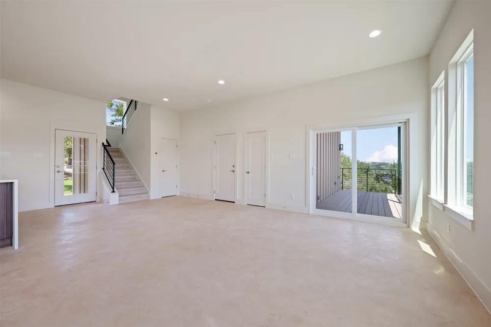 2646 Crazyhorse Pass Austin, TX 78734