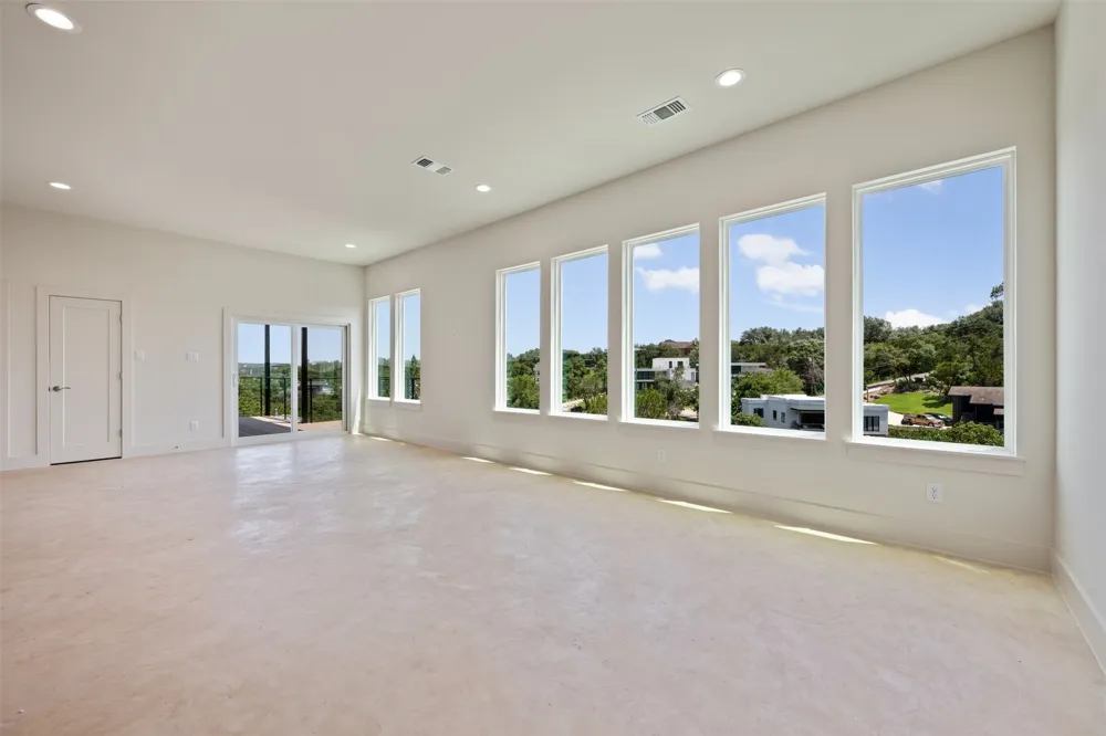 2646 Crazyhorse Pass Austin, TX 78734