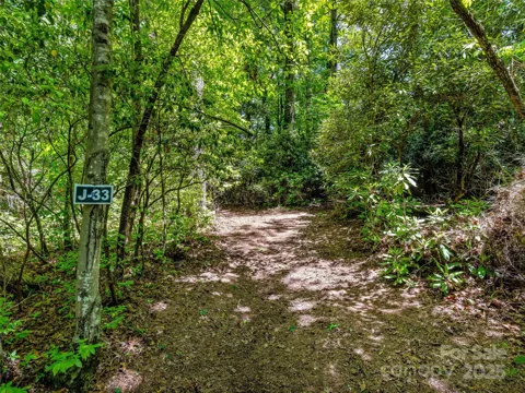 J 33 Cherokee Point