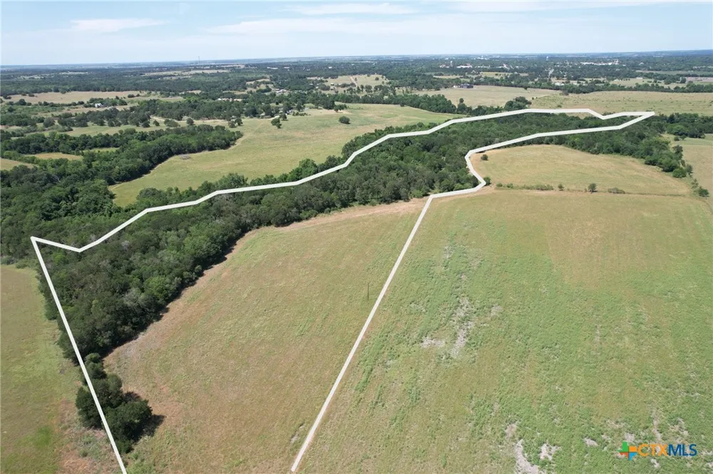 220 CR 220 Cameron, TX 76520