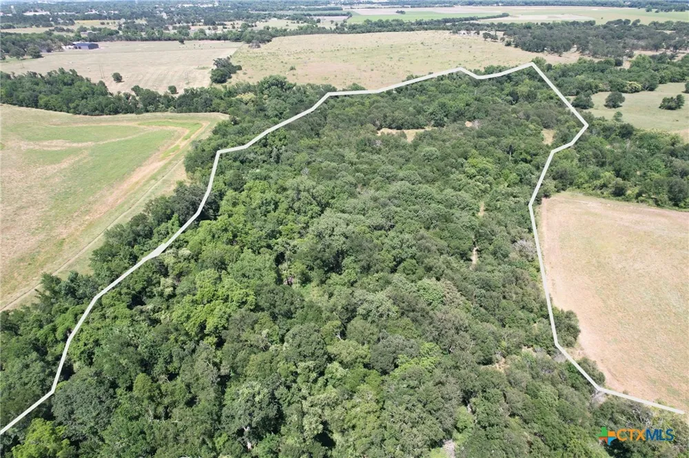 220 CR 220 Cameron, TX 76520