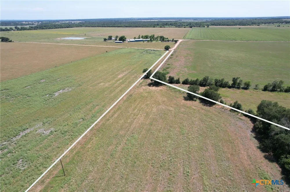 220 CR 220 Cameron, TX 76520