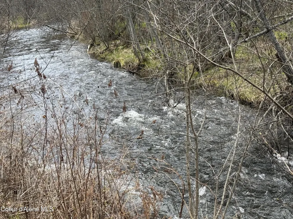 3216 Dufort Road Sagle, ID 83860