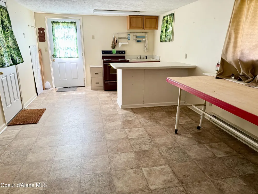 3216 Dufort Road Sagle, ID 83860