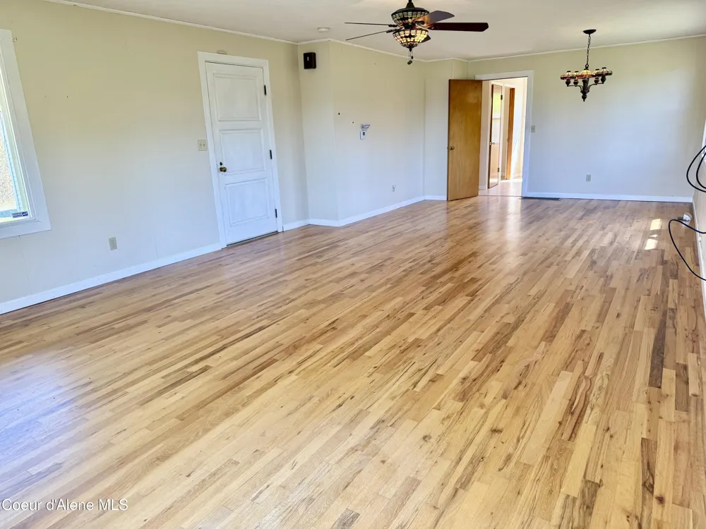 3216 Dufort Road Sagle, ID 83860