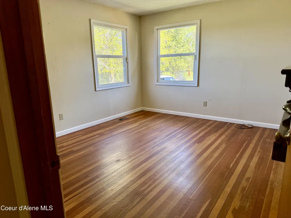 3216 Dufort Road Sagle, ID 83860