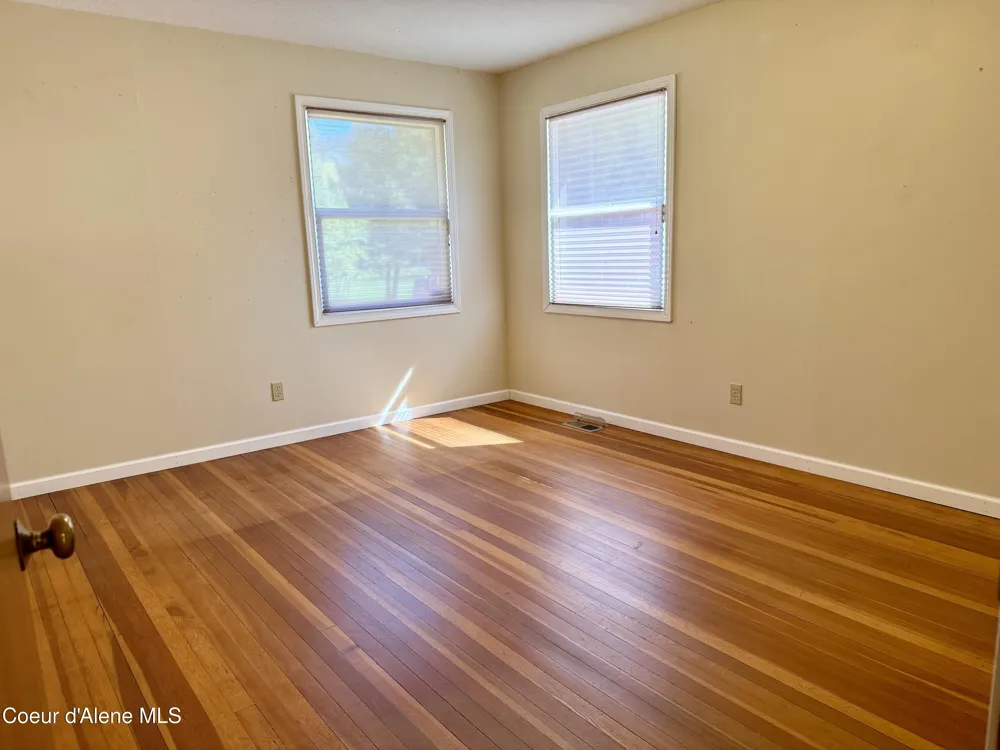 3216 Dufort Road Sagle, ID 83860
