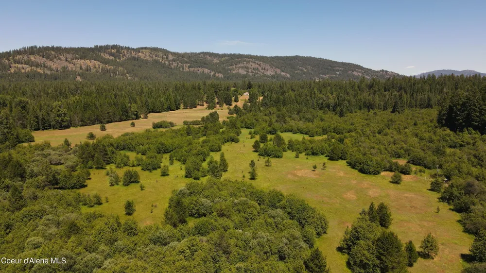 3216 Dufort Road Sagle, ID 83860