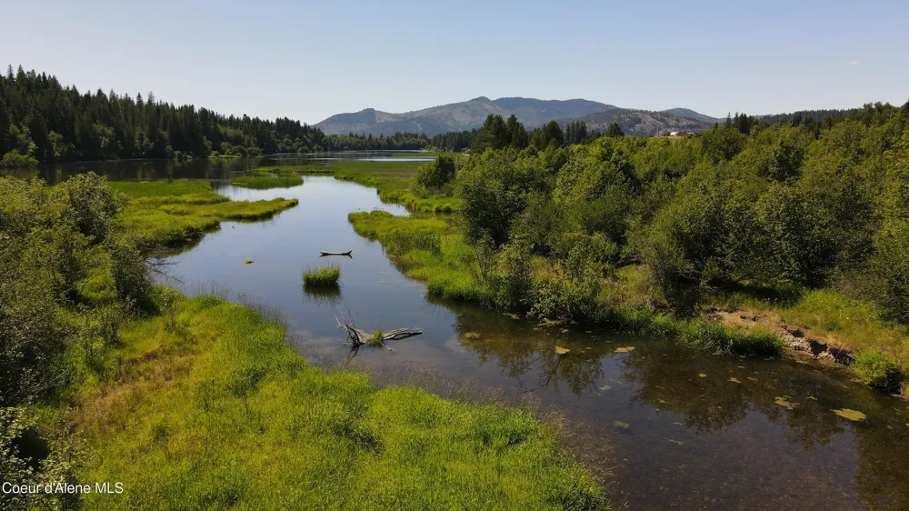 3216 Dufort Road Sagle, ID 83860