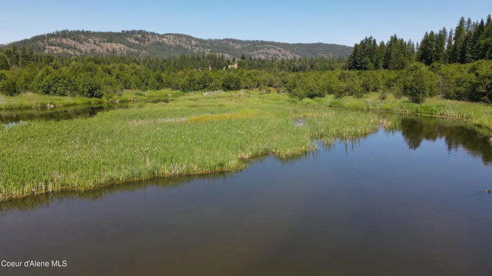3216 Dufort Road Sagle, ID 83860