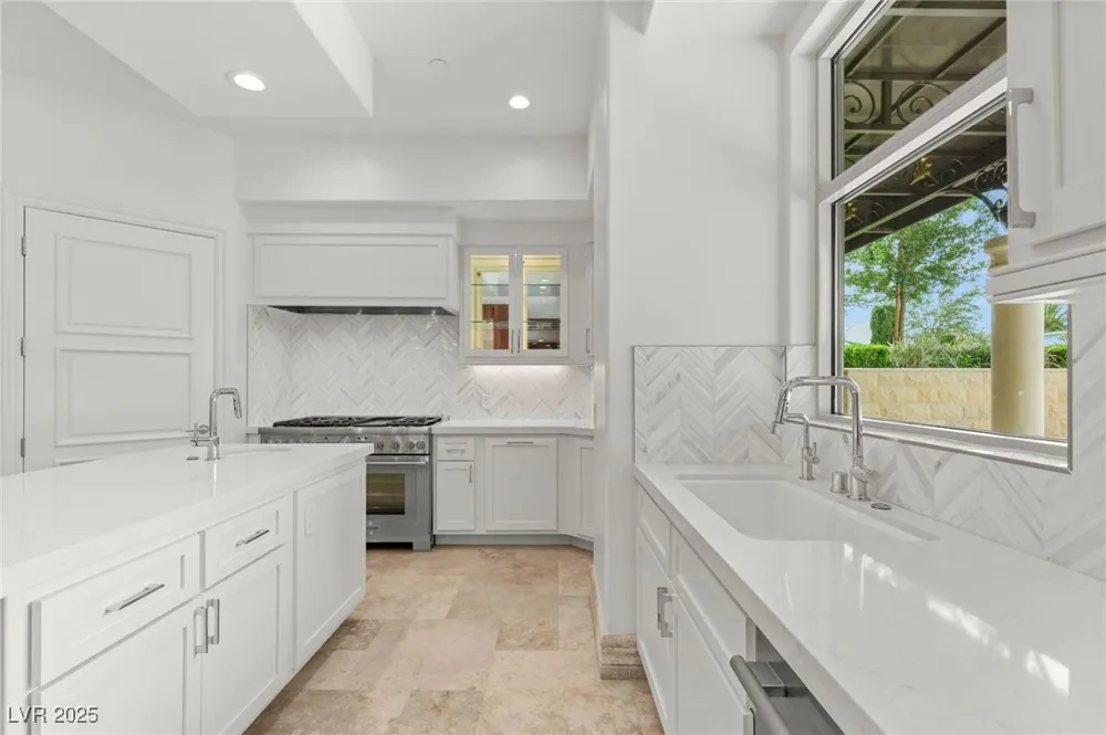 9101 Alta Drive #102 Las Vegas, NV 89145