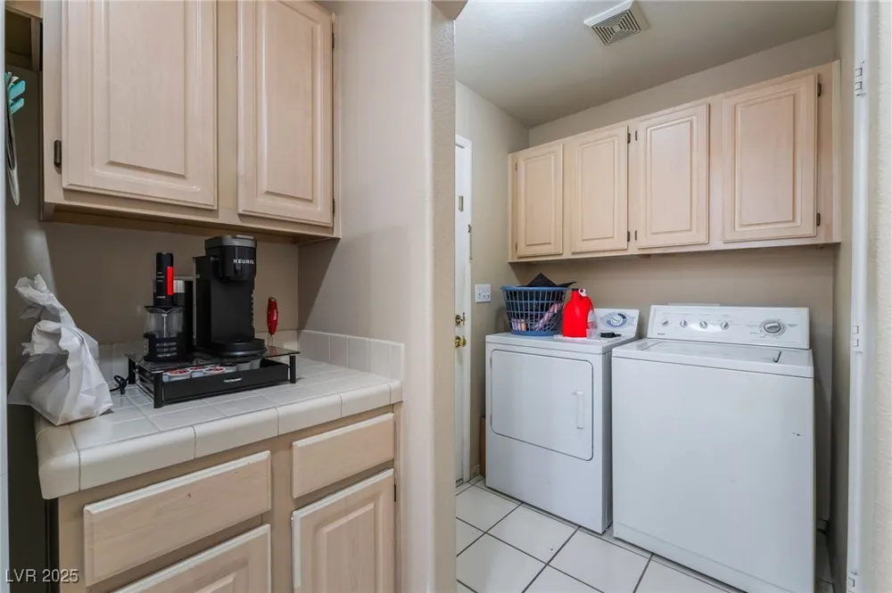 3950 S Sandhill Road #130 Las Vegas, NV 89121