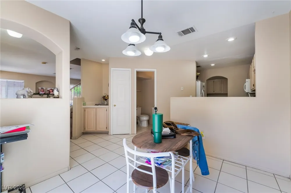 3950 S Sandhill Road #130 Las Vegas, NV 89121