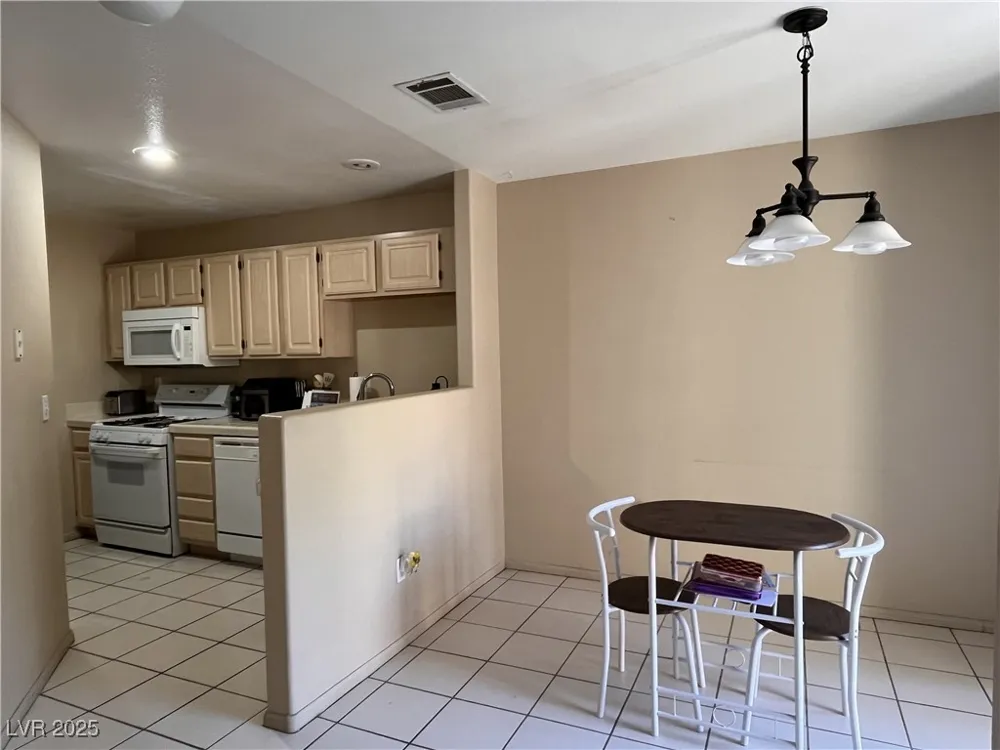 3950 S Sandhill Road #130 Las Vegas, NV 89121