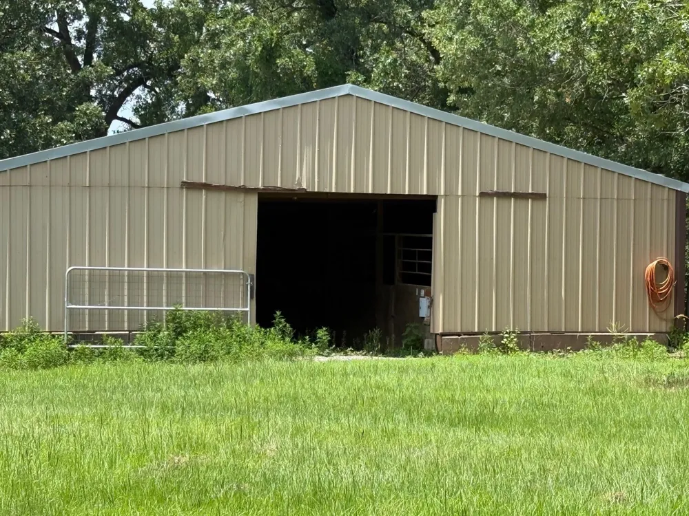 7719 County Road 233 Centerville, TX 75833