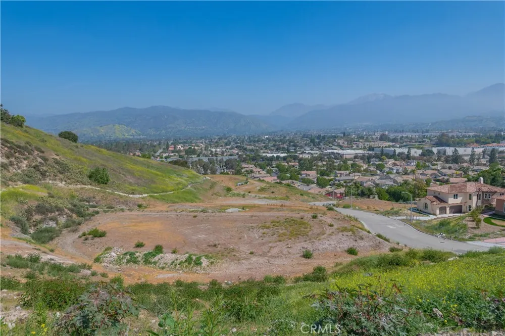 De Anza Heights Dr La Verne, CA 91773