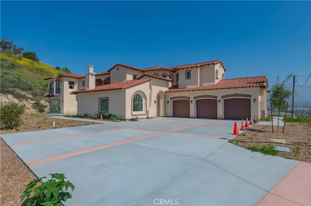 De Anza Heights Dr La Verne, CA 91773