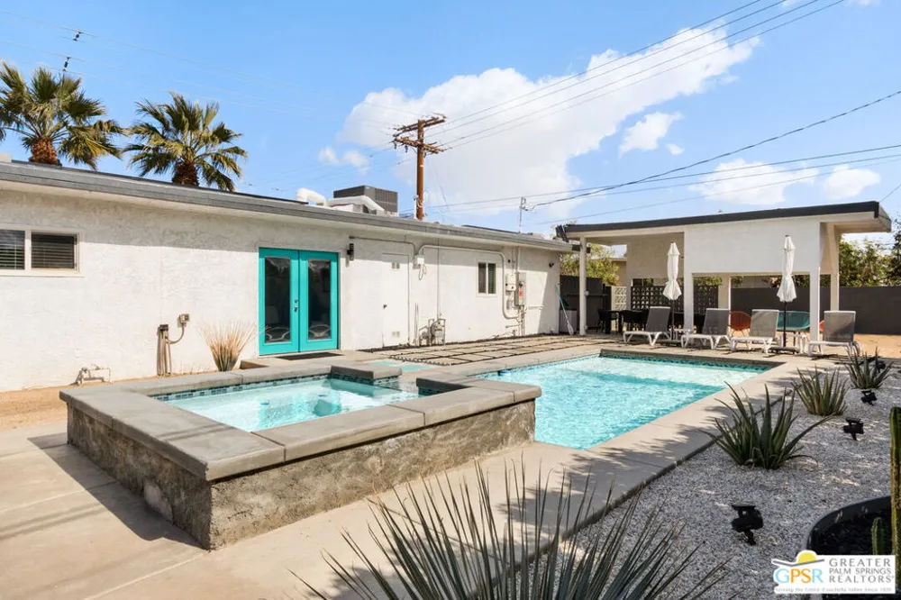 4373 E Camino Parocela Palm Springs, CA 92264
