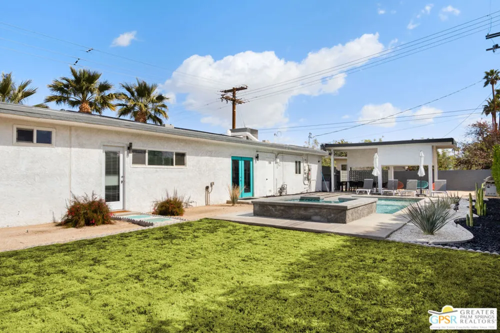 4373 E Camino Parocela Palm Springs, CA 92264