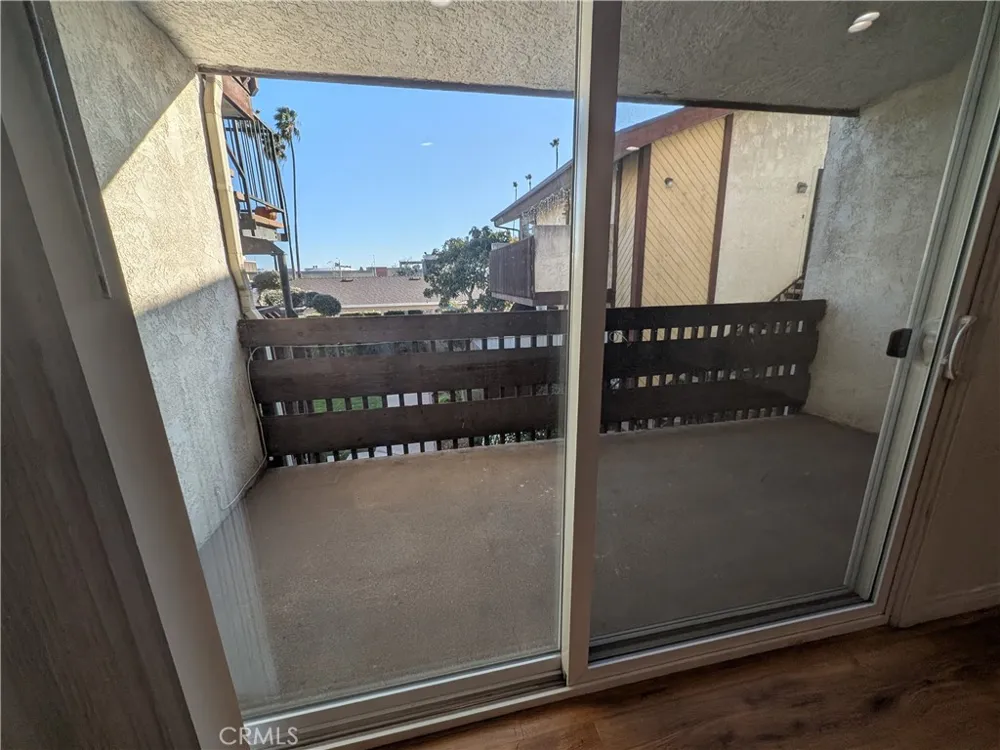 15214 S Raymond Avenue #105 Gardena, CA 90247