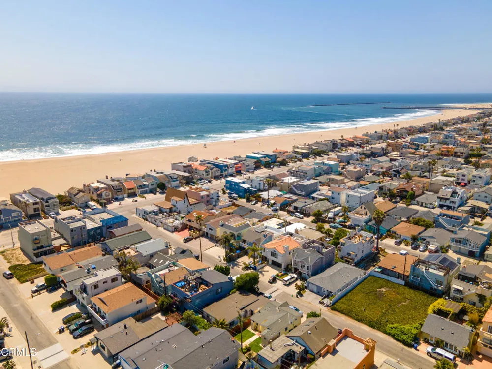 145 Los Angeles Avenue Oxnard, CA 93035