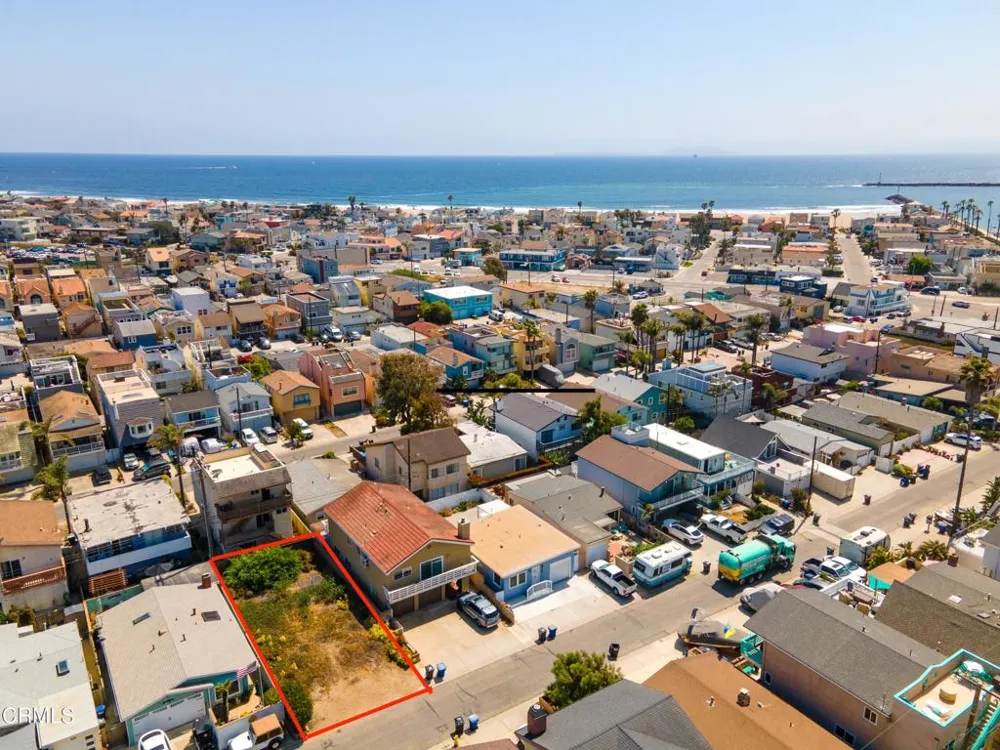 316 Santa Monica Drive Oxnard, CA 93035