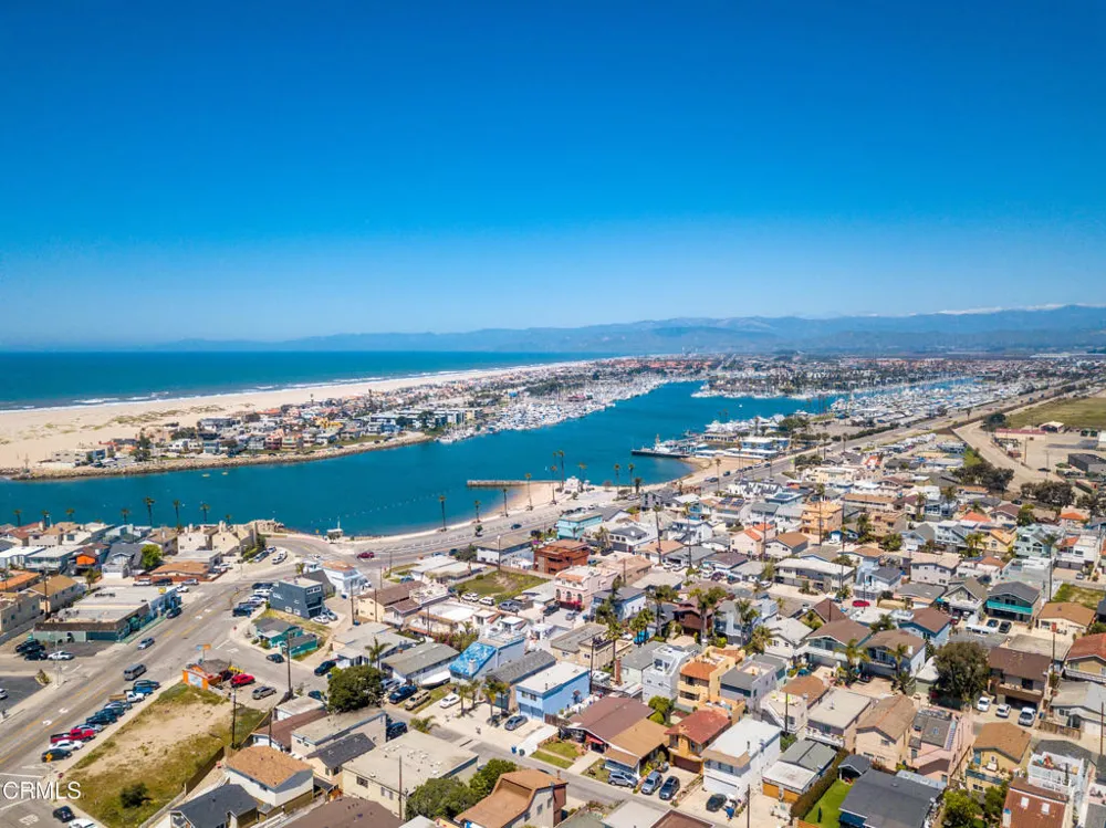 316 Santa Monica Drive Oxnard, CA 93035