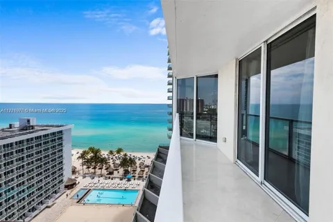 16699 Collins Ave #1607