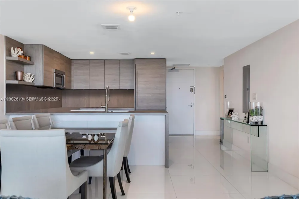 400 Sunny Isles #1106 Sunny Isles Beach, FL 33160